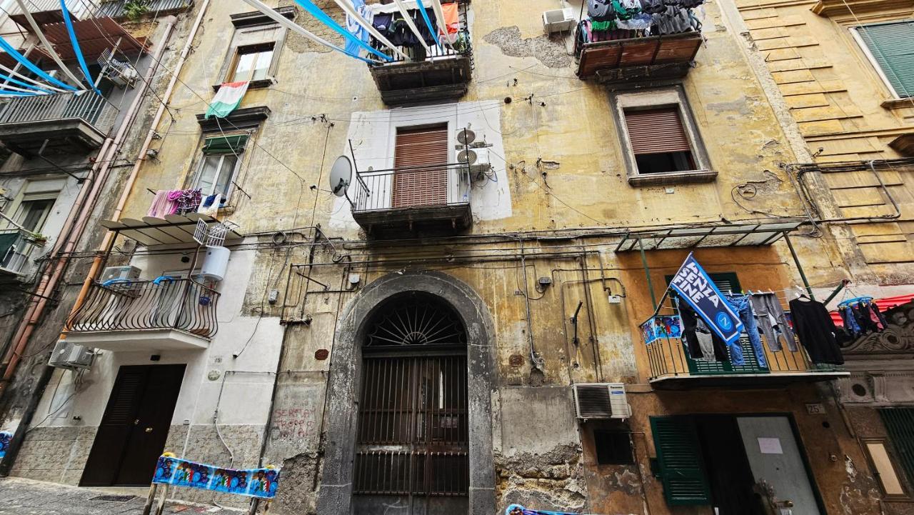 Napoli Loves Sanita Bagian luar foto