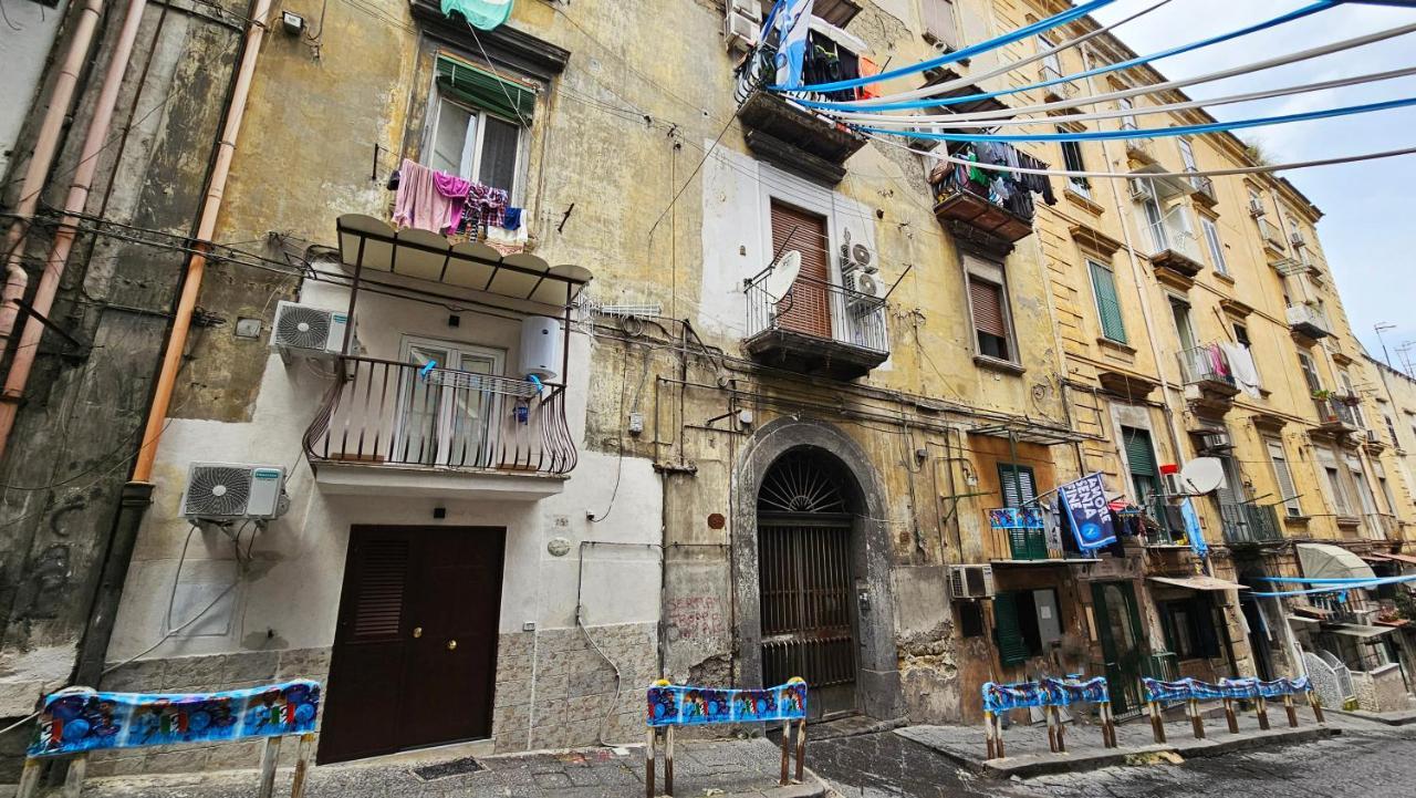 Napoli Loves Sanita Bagian luar foto